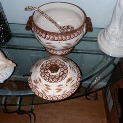 Soup Pot With Ladle 