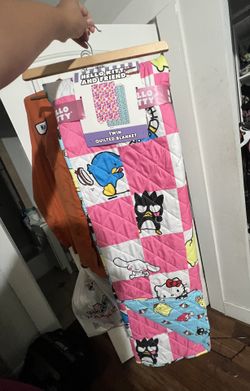 Hello Kitty Quit Twin Blanket