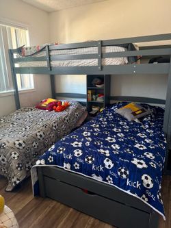 Gray L-Shaped Bunk Bed with Storage