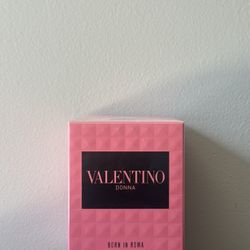 Valentino Perfume 