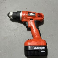 Black & Decker 12 V Cordless Drill