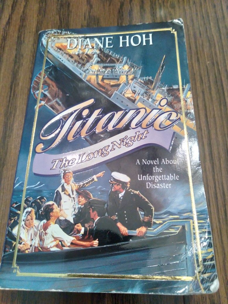 1998 Titanic Book