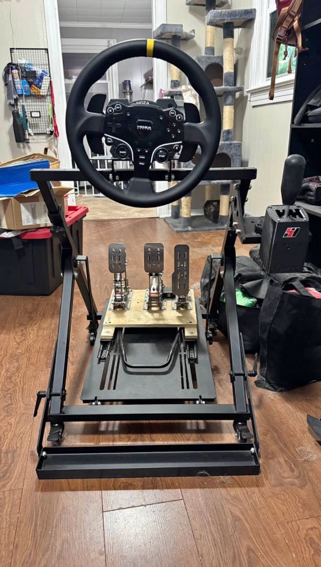Moza R5 Sim Racing Bundle
