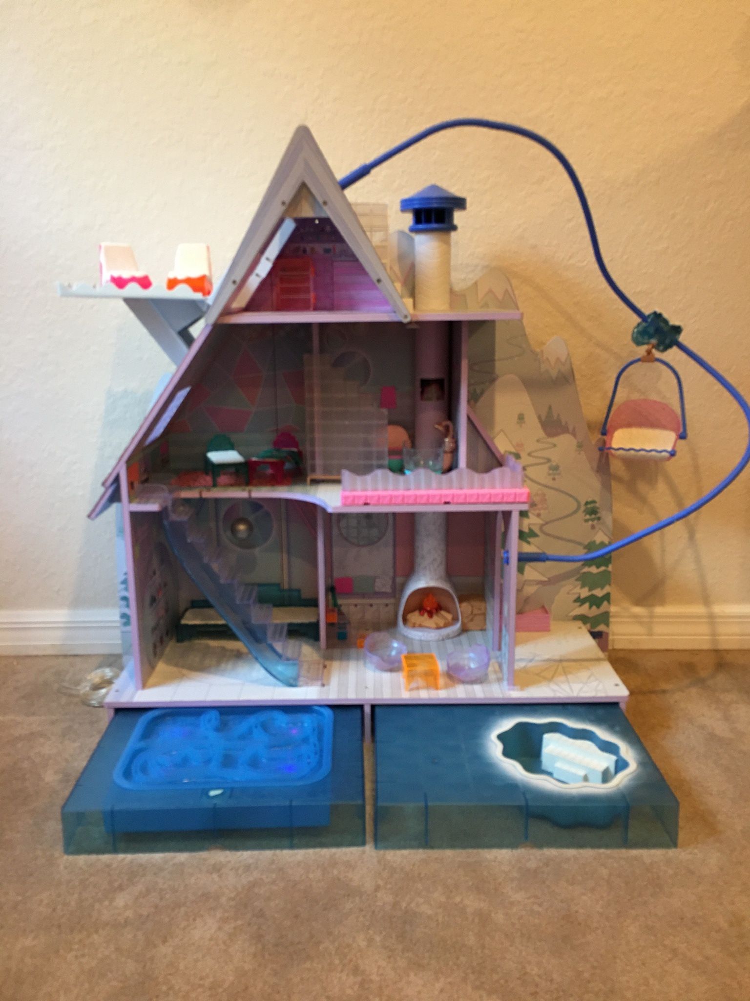 LOL Doll House, Furniture & Snow