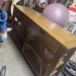End Table/ Entertainment Table