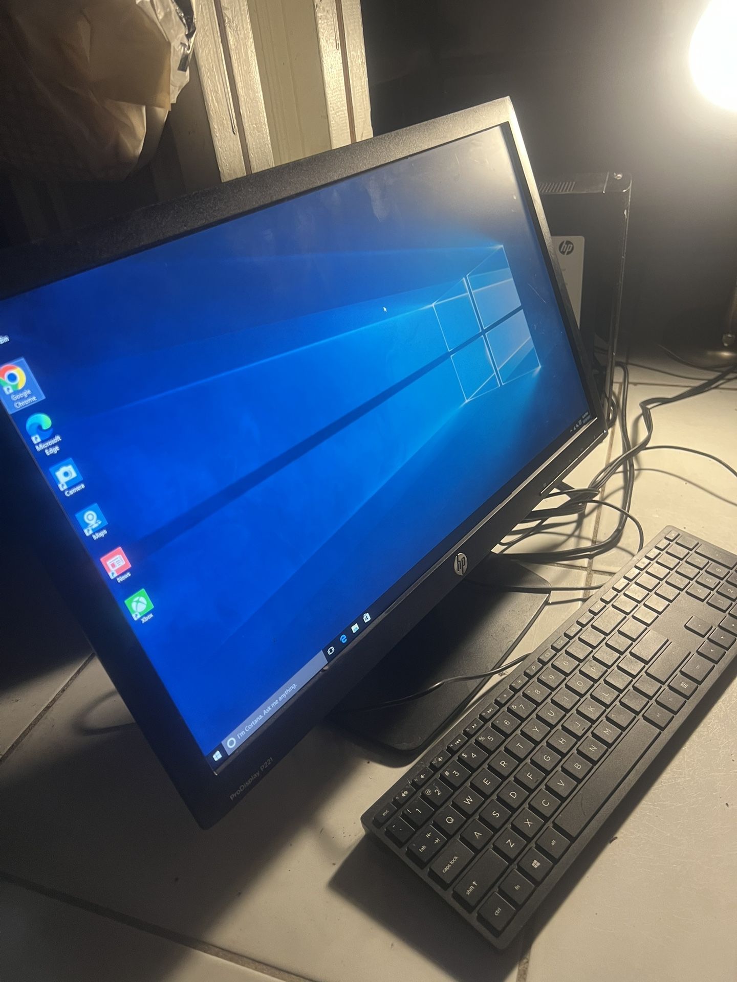 HP DESKTOP COMPUTER WINDOWS 10 PRO WORKS GREAT COMPLETE WITH EVERYTHING