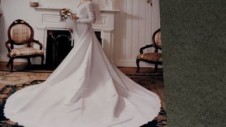 Vintage Wedding Gown With Train 