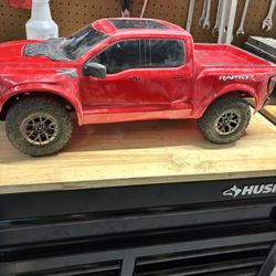Traxxas Raptor And Rustler 4x4