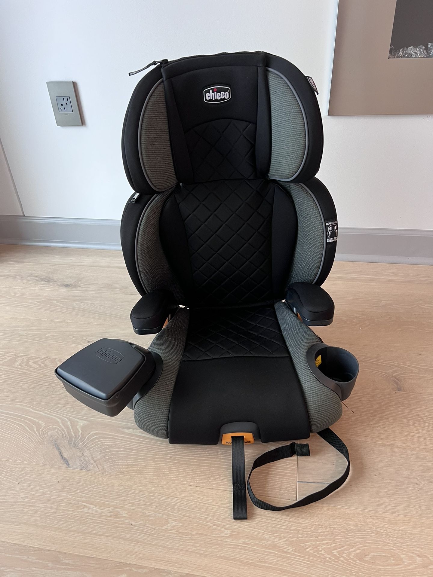 Chicco KidFit Zip Plus 2-in-1 Belt-Positioning Booster Car Seat