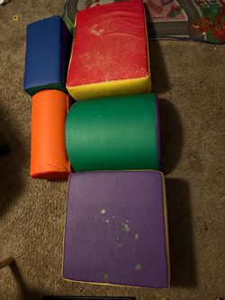 Foam climbing blocks