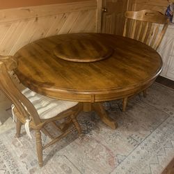 Oakwood Dining Table With Four Chairs