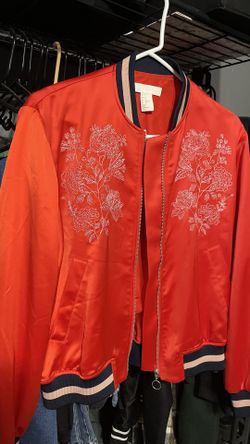 Size Xsmall But Fits Small Or Medium