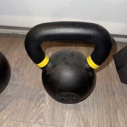 Valor 35 Lb Kettlebell 