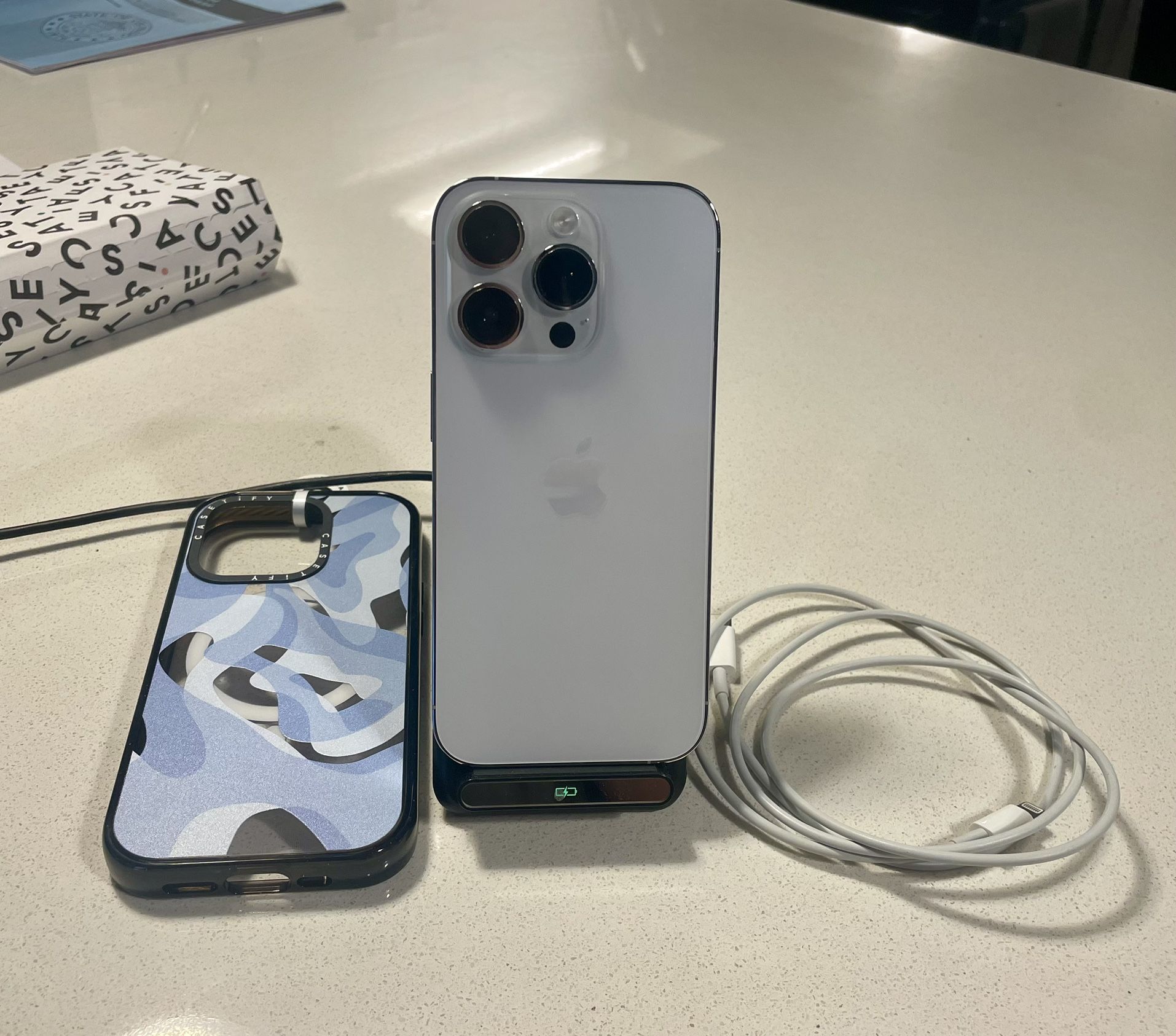 iPhone 14 Pro | 512gb | Unlocked | Case