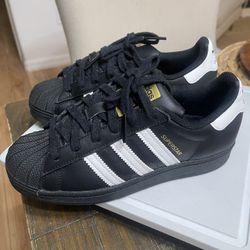 Adidas Size 4 Used Great Condition 