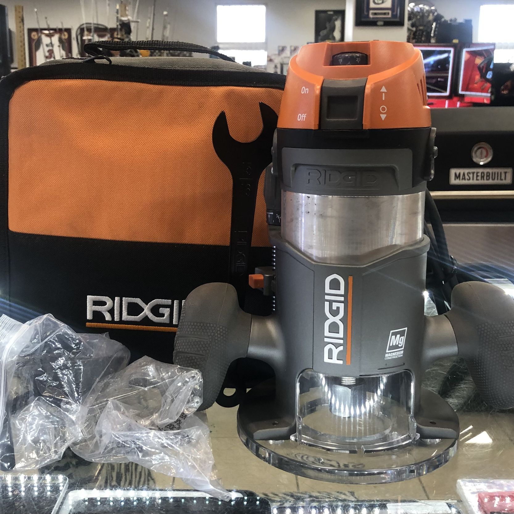 Rigid 1/2in fixed base router R2911 for Sale in Hollywood, FL - OfferUp