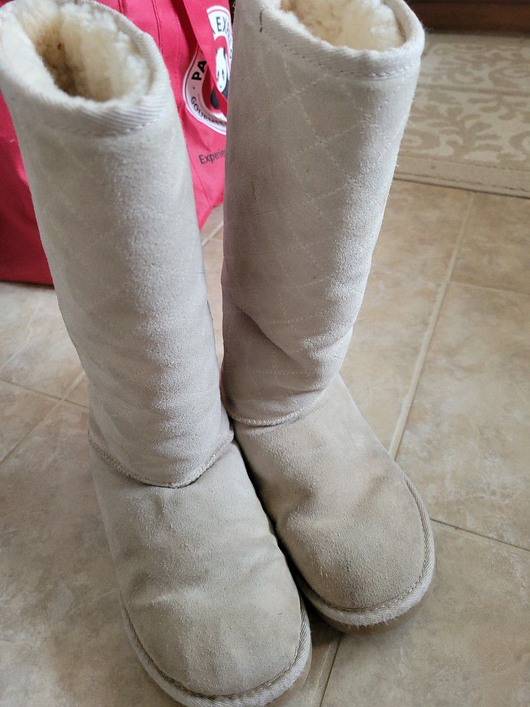 UGG Boots Size6