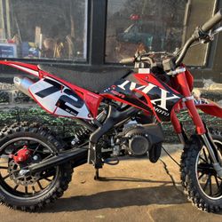 Brand New 49 cc 2 stroke Gas Powered Kids Dirt Bike