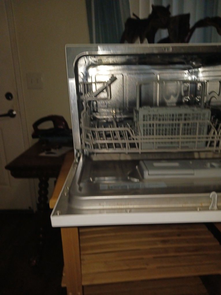 Counter Top Dishwasher Brand New