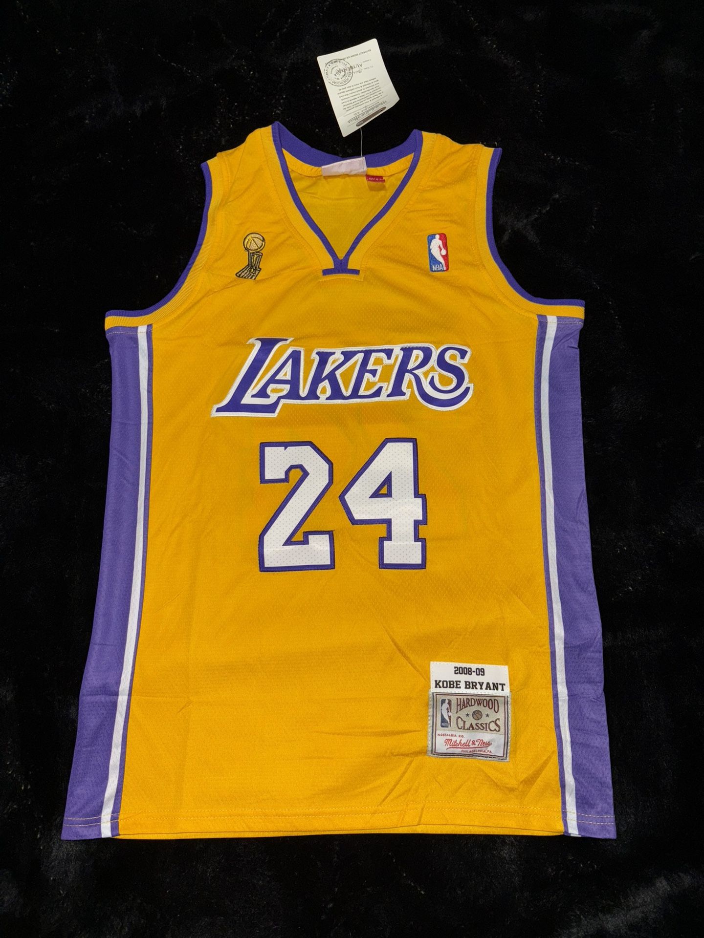 Kobe Gold Lakers Jersey 24