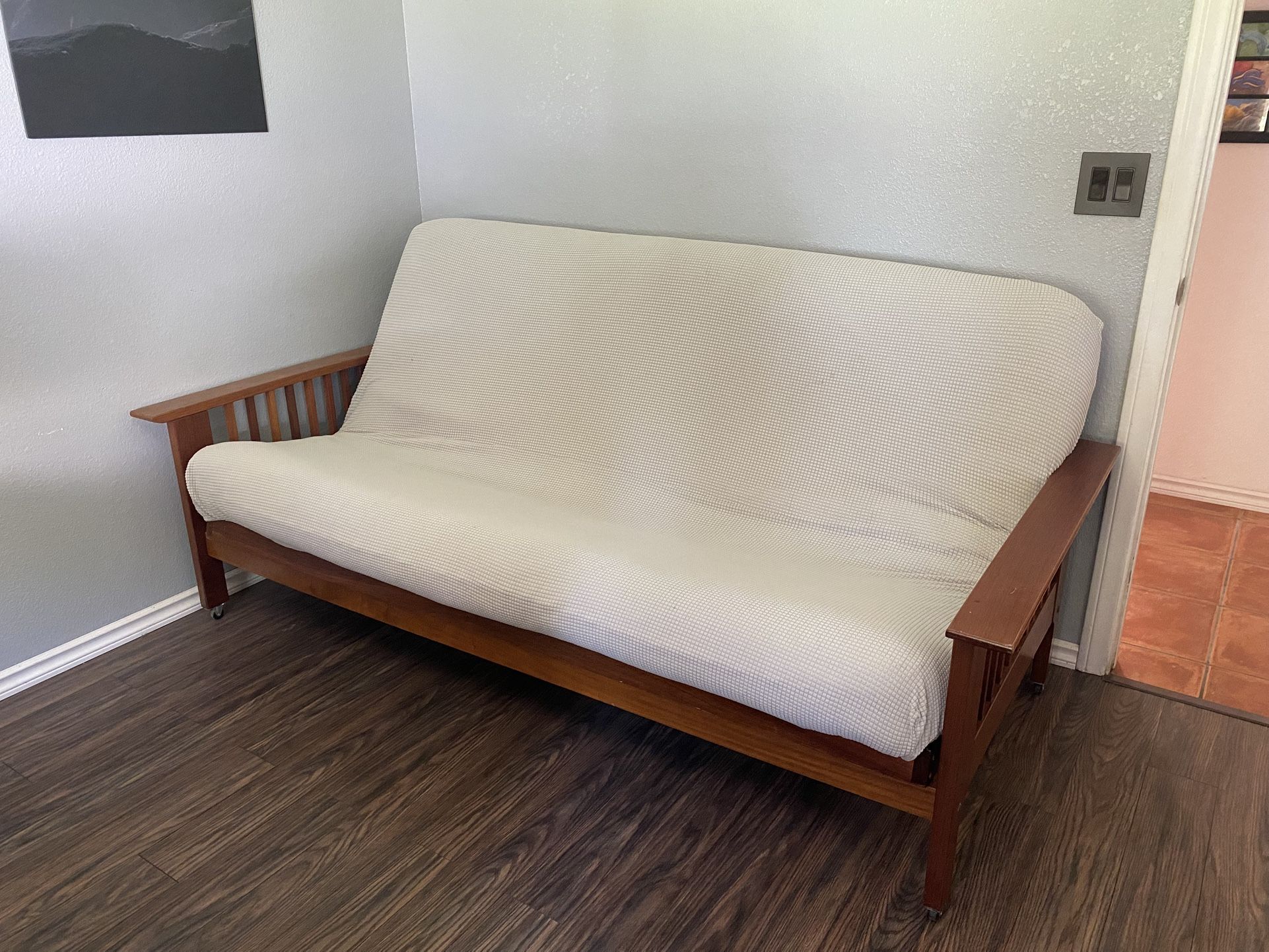 Futon / Bed Couch