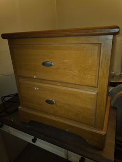 Cool night stand $20