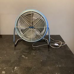 Husband's collection: VINTAGE WORKING KMart Fan 