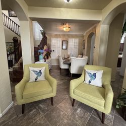 Beautiful Set Of Two Accent Chairs In Excellent Conditions 