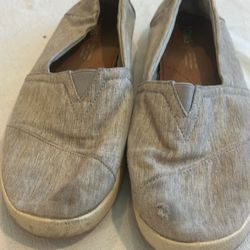 Toms 