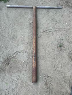 Metal clothes line T post