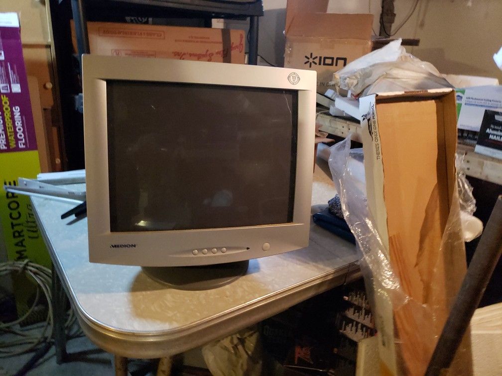 Computer Monitor 