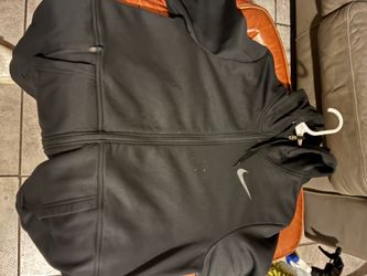 Nike Therma Hoodie