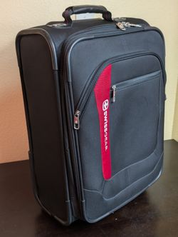 SwissGear Carry-On Rolling Suitcase, Expandable Travel Luggage