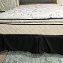 New Queen Size Set 