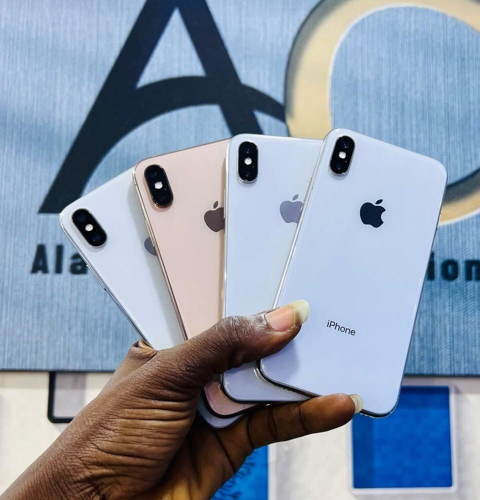 iPhone X Unlocked With Warranty 