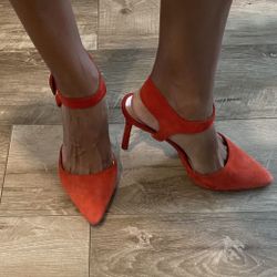 $15 Used Nine West Red Shoes Size 6. Very Stylish!