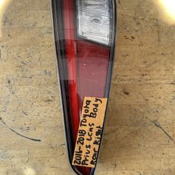 2016,2017,2018 Toyota Prius Led Right Side Lower Tail Light 