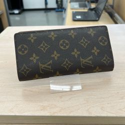 Louis Vuitton wallet 