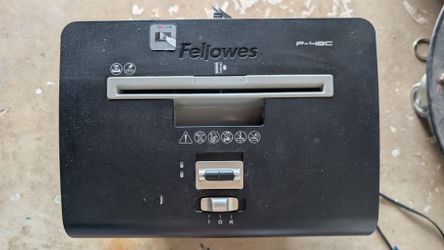 Fellowes P-48C paper and card shredder