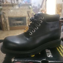 sketchers work boots size 7