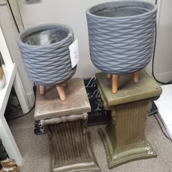 Awesome New Designer Tripod Garden Planter Set Oft Two High Quality Masterpiece Very Detailed Heavy Durable