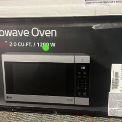 LG Microwave 46O4