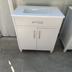 30" Bath Vanity With Top