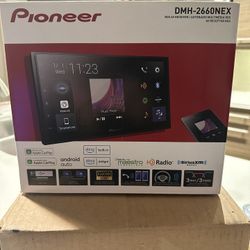 Pioneer 6.8 Apple Car Play Receiver
