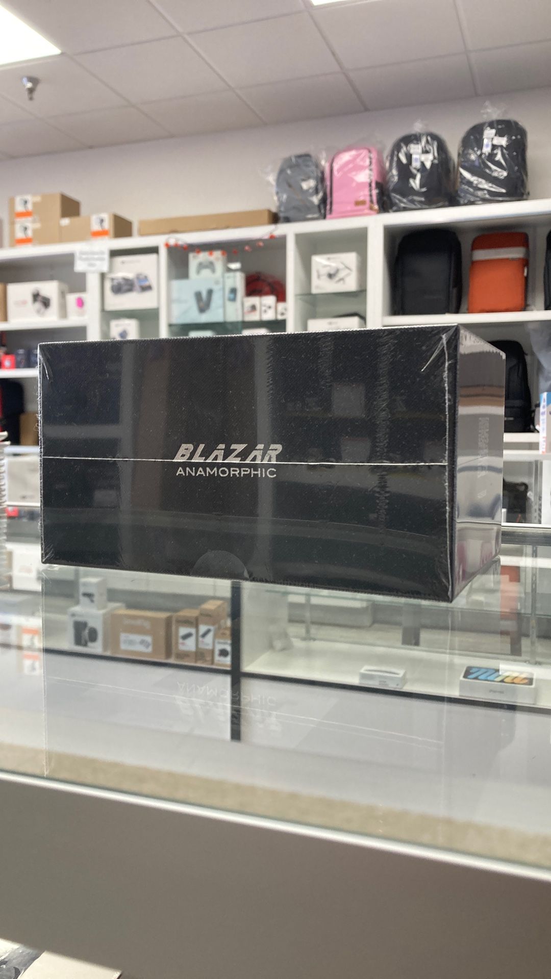 Blazar Remus 65mm T2.0 1.5X Anamorphic Lens Full Frame/PL Mount