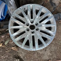 20 GMC Sierra 1500 Wheel