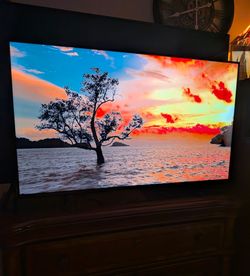 Samsung 43" 4K Smart TV 2025 model