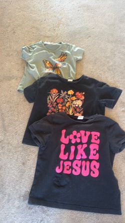 Set of 3 girl shirts