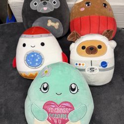 Bundle of Five 8” Squishmallows on good shape!