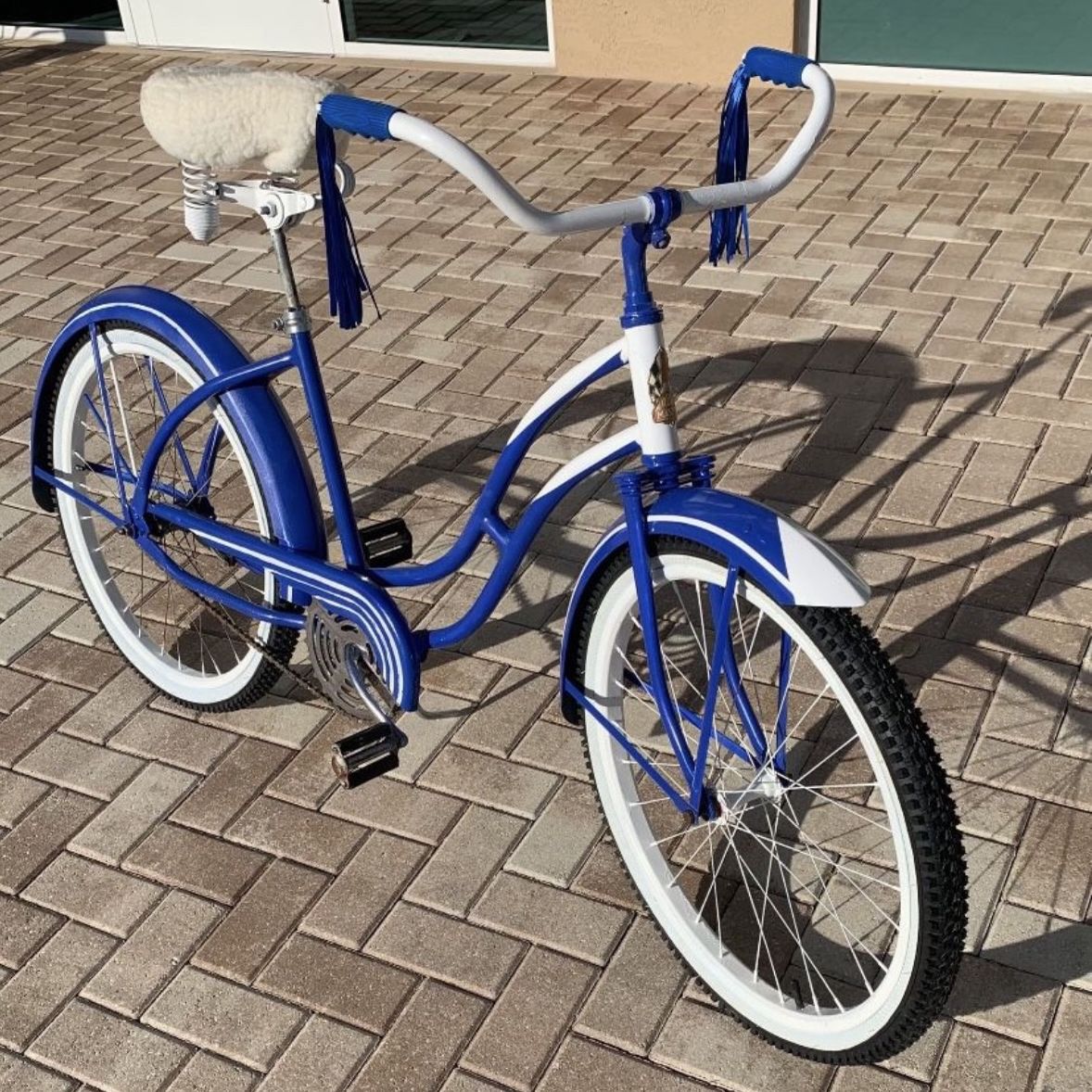 Cleveland welding company pose bicycle